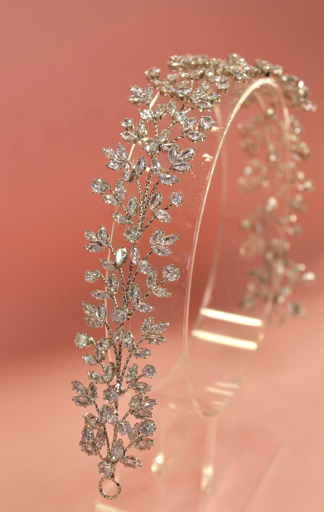 Lizbeth corona de piedras