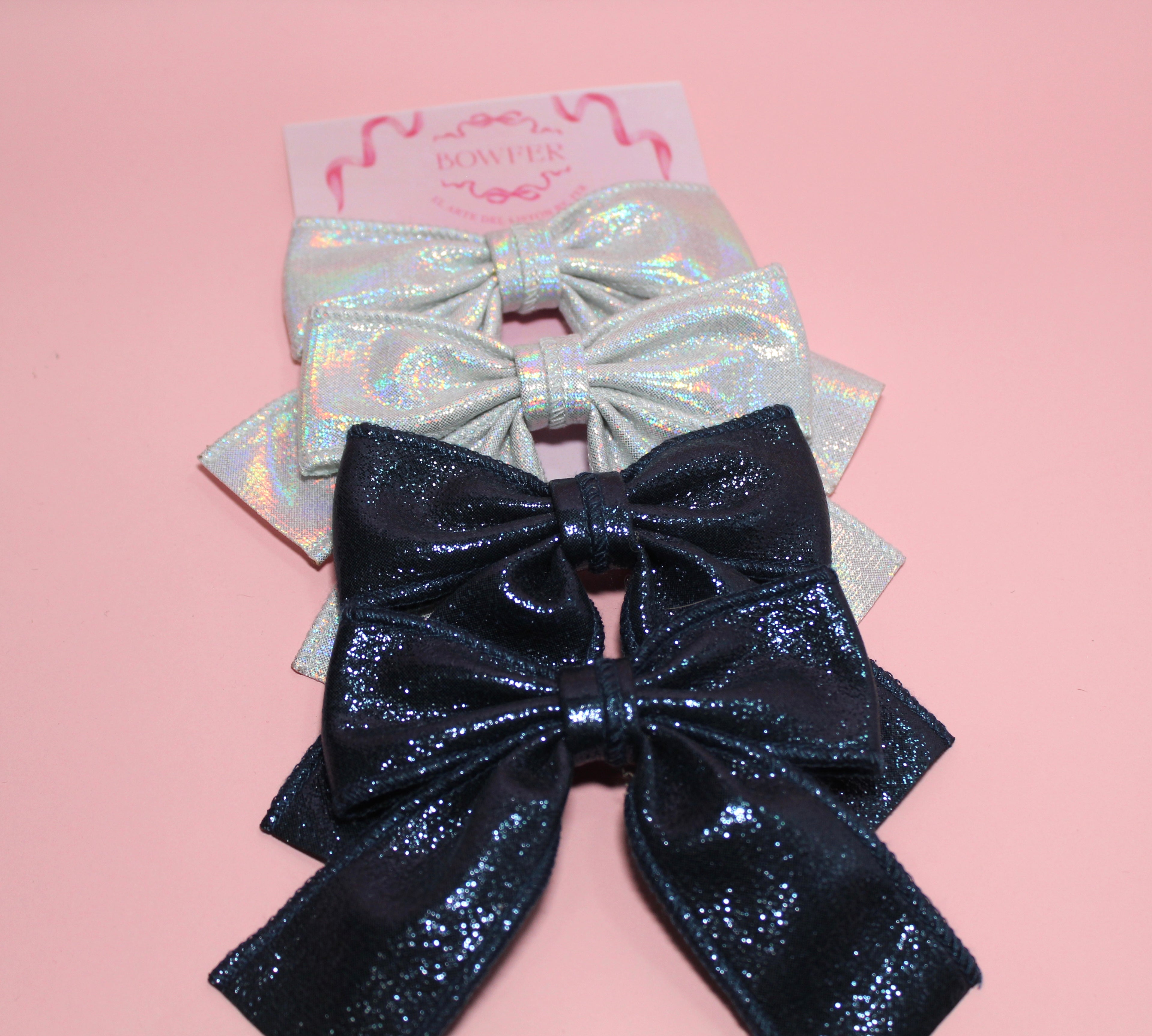 Pares Victoria Collection