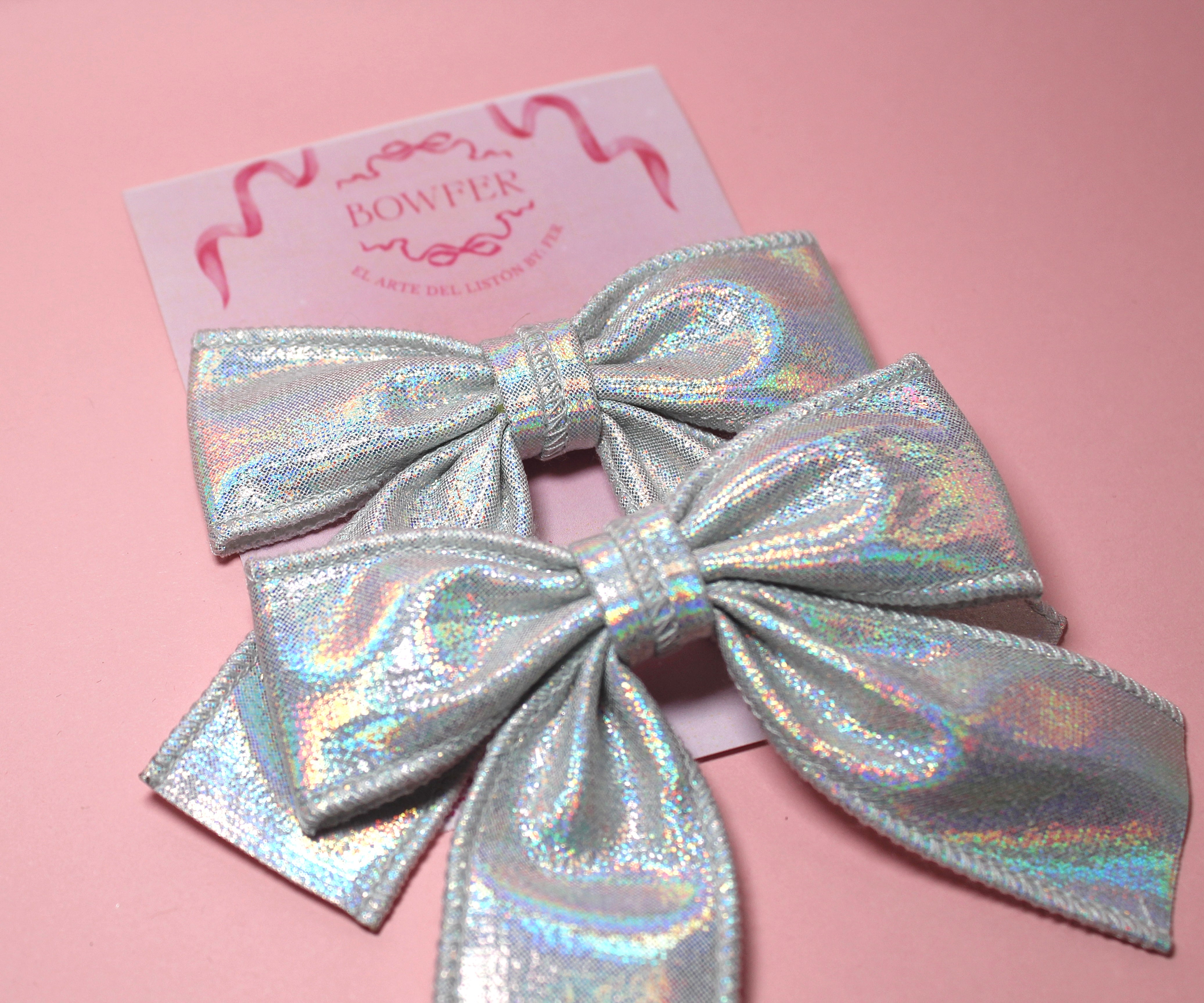 Pares Victoria Collection